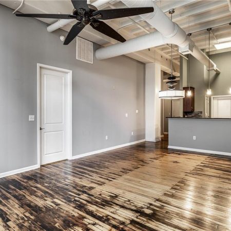624 E Walnut 2